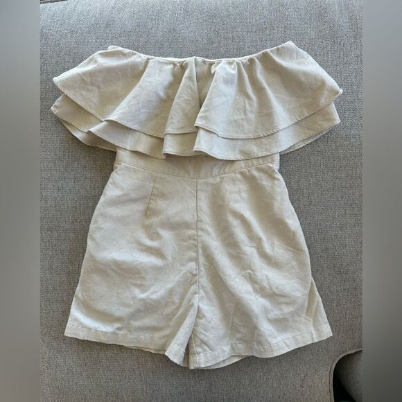 Hello Molly Sunset Glowing Strapless Ruffle Romper in Oatmeal Cotton Linen XS - Picture 2 of 7